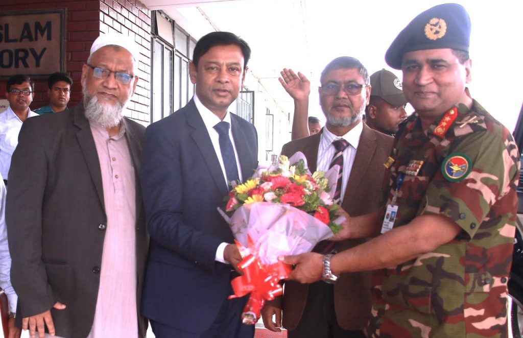 ব্রি পরিদর্শনে এনডিসি প্রতিনিধি দল