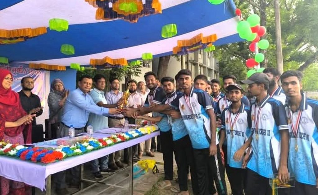 ঈশ্বরদীতে প্রিন্সিপাল কাপ ক্রিকেট ফাইনাল অনুষ্ঠিত