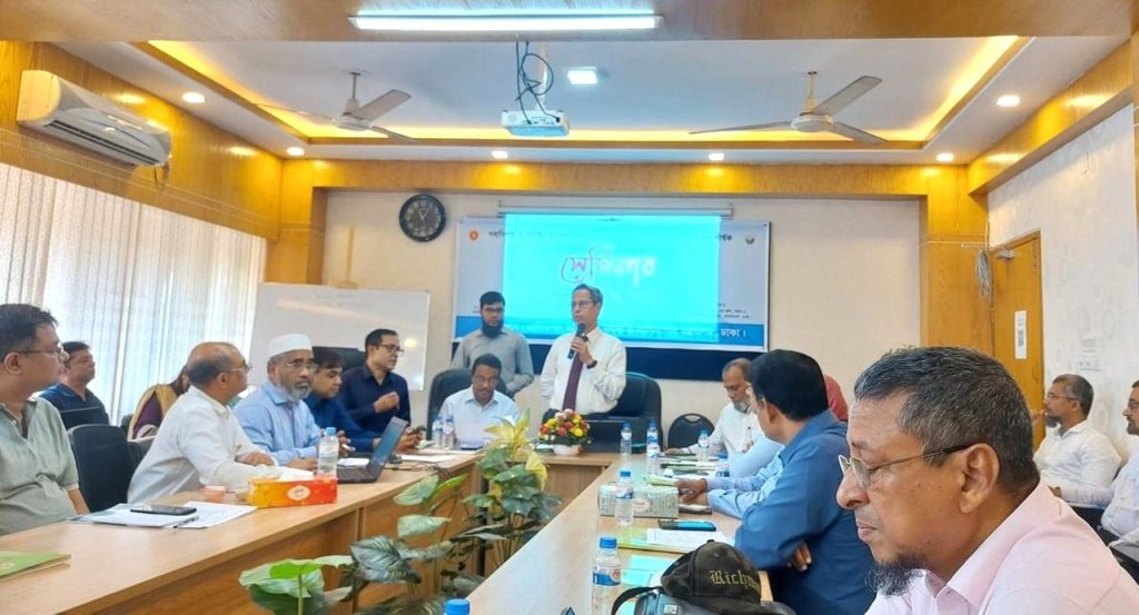 গবাদিপশু ও পোল্ট্রির উপজাত ব্যবহার: ফিড শিল্পে হাজার কোটি টাকা সাশ্রয়ের সম্ভাবনা!